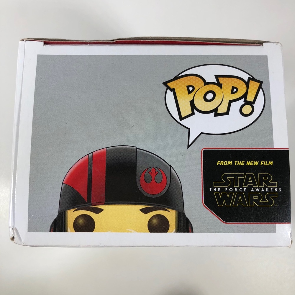 ‼️PRICE DROP‼️ Funko POP Star Wars TheForceAwakens PoeDameron #62 - Picture 7 of 8